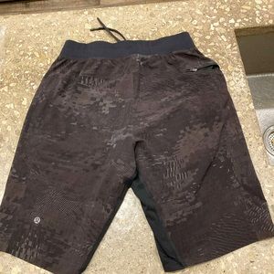 Lulu lemon Black and Grey Camo Shorts